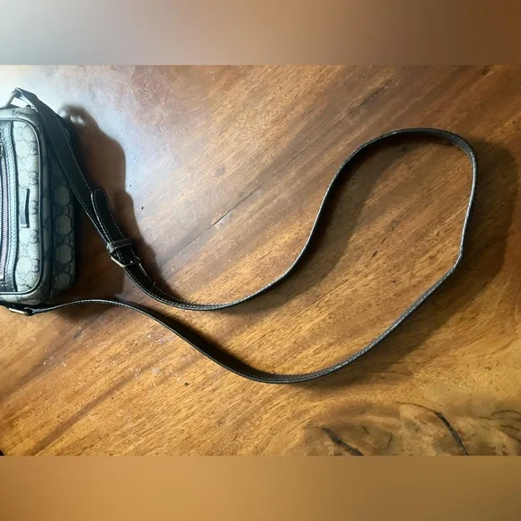 Authentic Gucci Supreme Dark Navy Crossbody bag - Picture 8 of 15